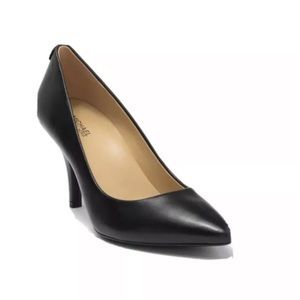MK Michael Kors Flex leather black pumps shoes Sz 10